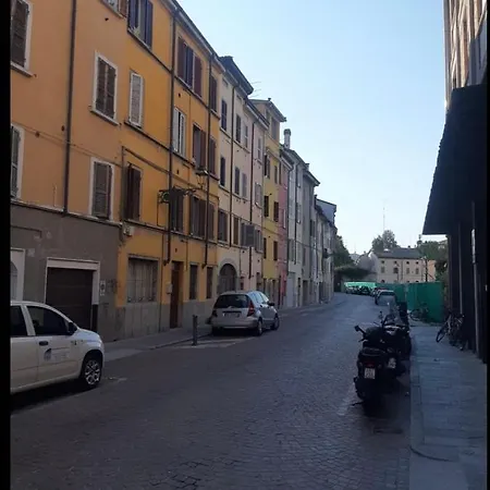Roma Apartment *